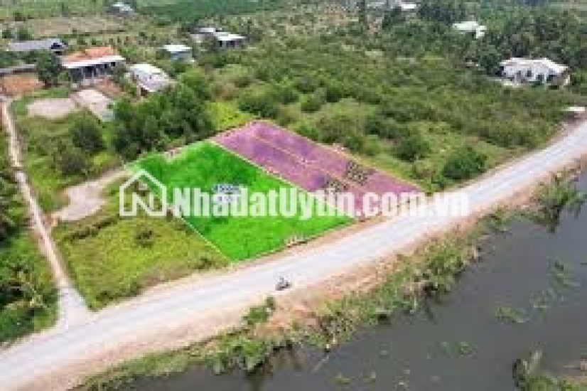 Cần nhượng lại lô đất Long Hòa, 100m² – gần chợ, trường, khu dân cư đông